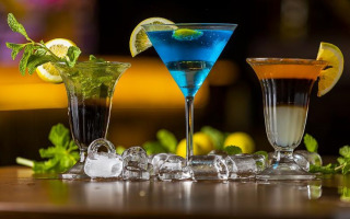 Fighting Antibiotic Resistance with Peptide Cocktails