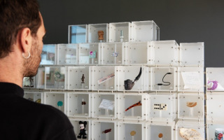 100 Hands, One Brain: The Making of a Community Installation at ELSC