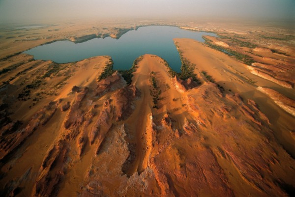 Stormy Rains in the Sahara Offer Clues to Past and Future Climate Changes