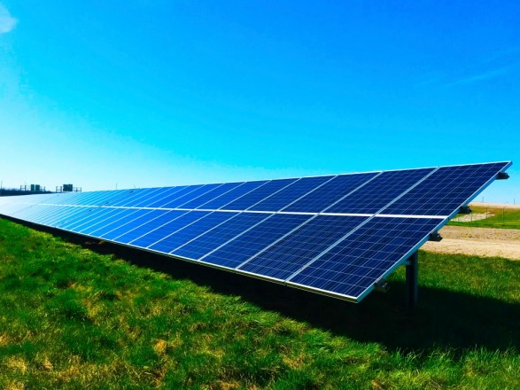 Hebrew University Researchers Announce New Development: Selective Solar Energy Cells that Produce Green Electricity while Allowing Agricultural Cultivation of the Ground Below Hebrew University Researchers Announce New Development: Selective Solar Energy Cells that Produce Green Electricity while Allowing Agricultural Cultivation of the Ground Below